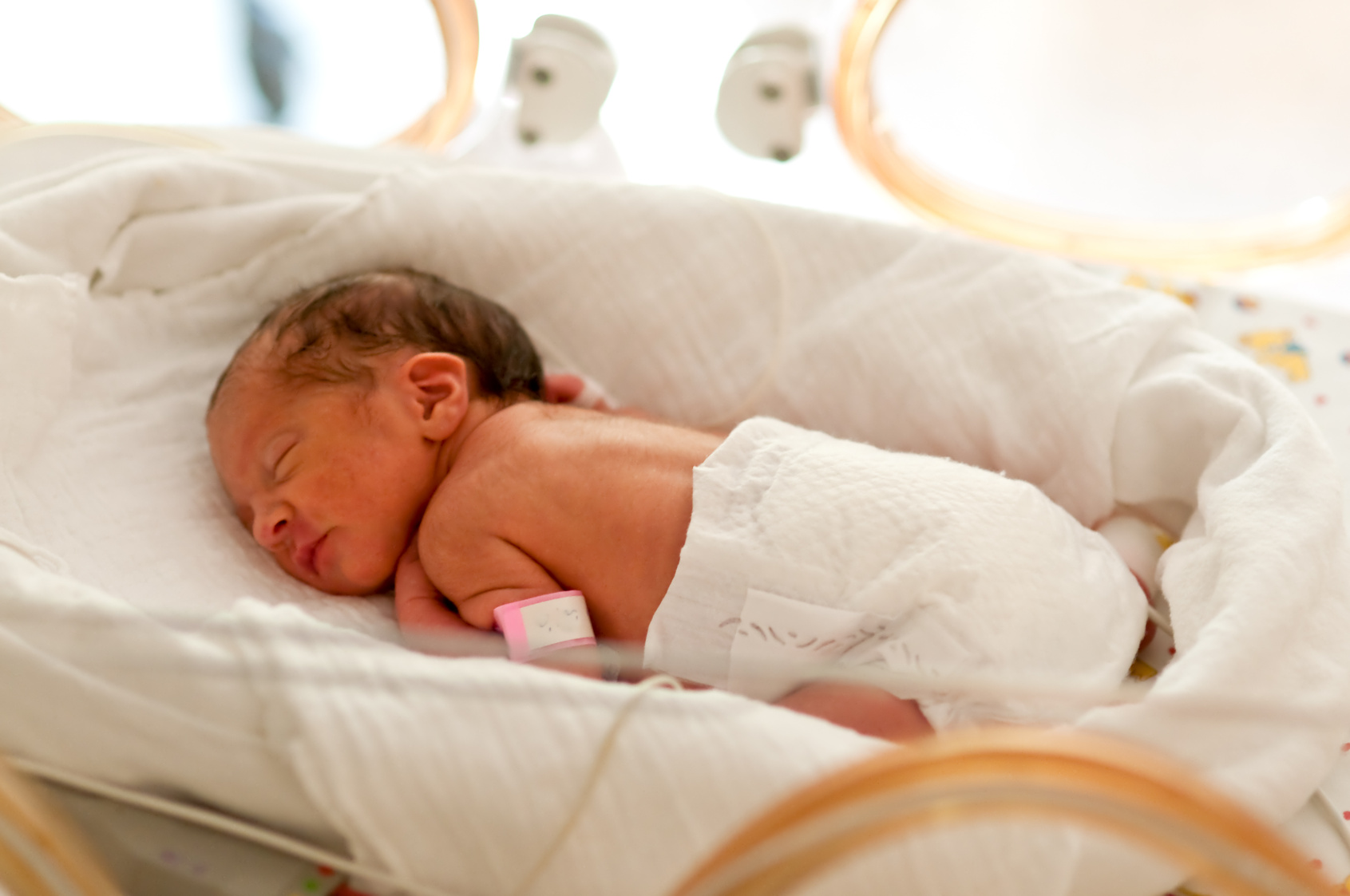 premature birth 33 weeks