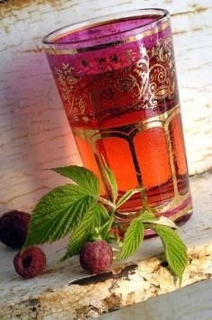 Raspberry Leaf Tea: Labor Induction