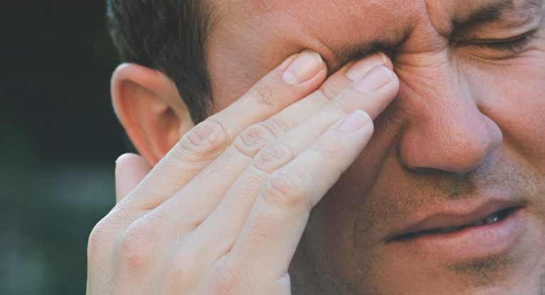 What Causes Tingling Feeling Around Eyes?