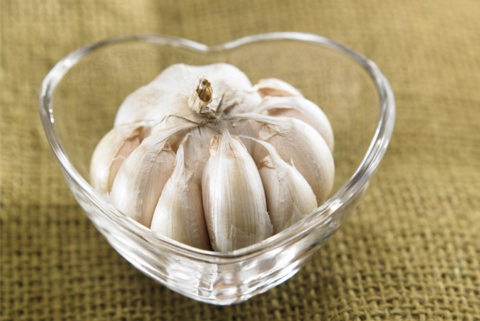10 Easy Ways to Use Garlic for Weight Loss